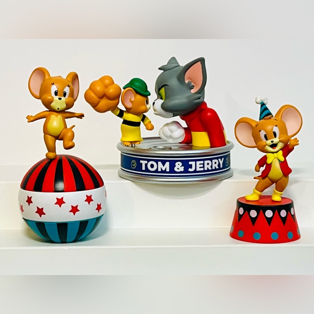 Tom & Jerry Blind Box Figures X3